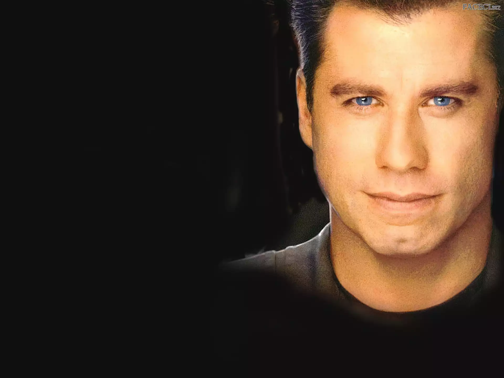 Bluzka, John Travolta, Czarna